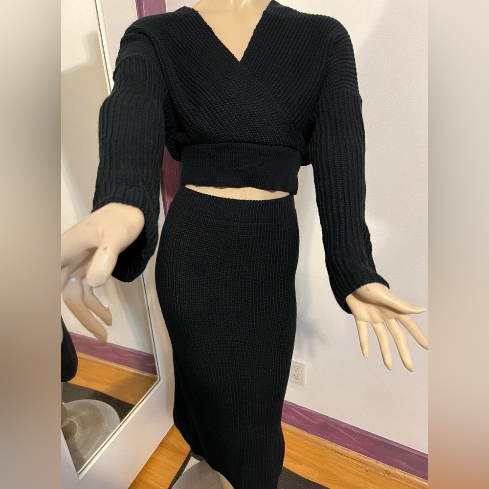 SHEIN Black Midi Skirt with longsleeve top